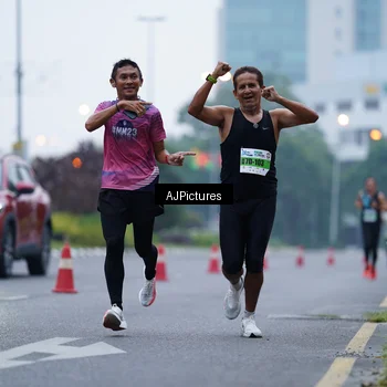 Runner Photo 7338255