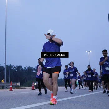 Runner Photo 7338259