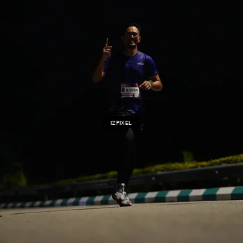 Runner Photo 7338273