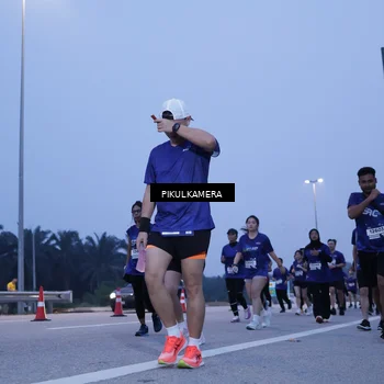 Runner Photo 7338281