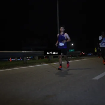Runner Photo 7338292