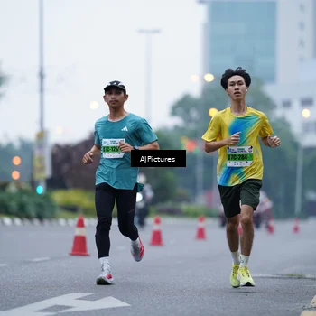 Runner Photo 7338310