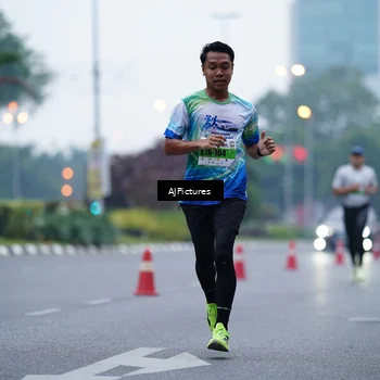 Runner Photo 7338350