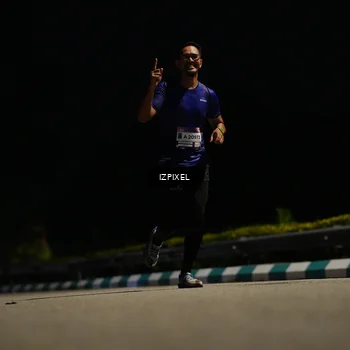 Runner Photo 7338354
