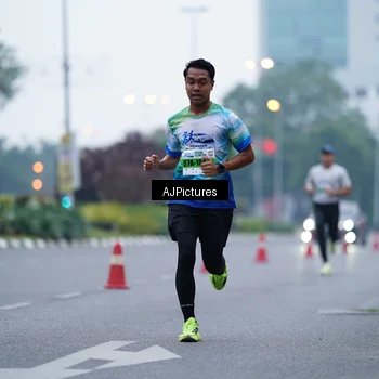 Runner Photo 7338363