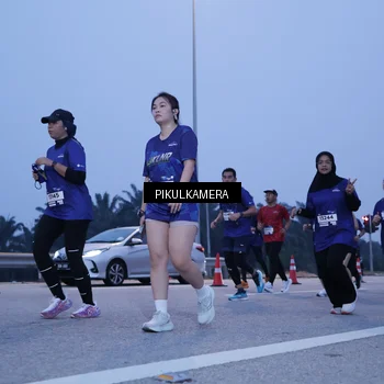 Runner Photo 7338378