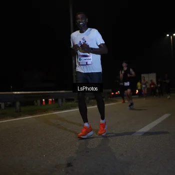 Runner Photo 7338388