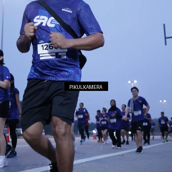 Runner Photo 7338411