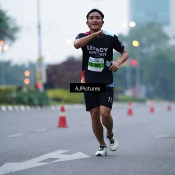 Runner Photo 7338416