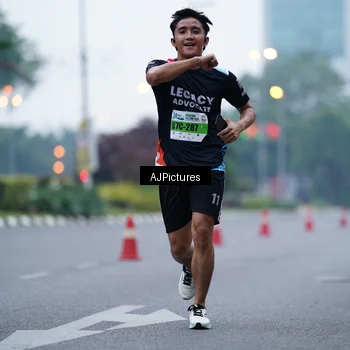 Runner Photo 7338417