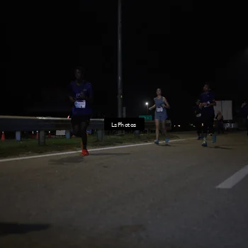 Runner Photo 7338418