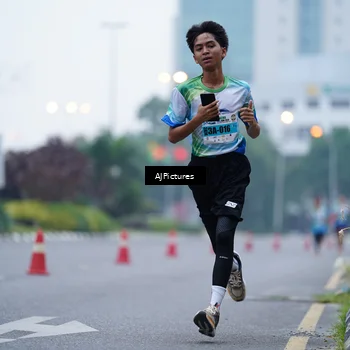 Runner Photo 7338427