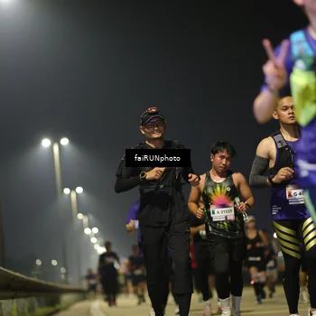 Runner Photo 7338431
