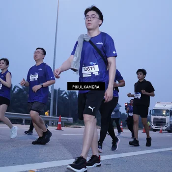 Runner Photo 7338435