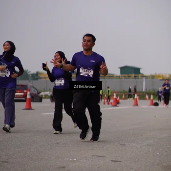 Runner Photo 7338444