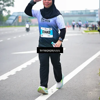 Runner Photo 7338450