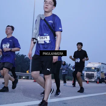 Runner Photo 7338469