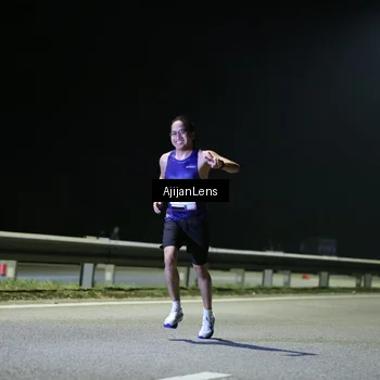 Runner Photo 7338470