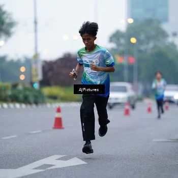 Runner Photo 7338496