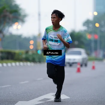 Runner Photo 7338501