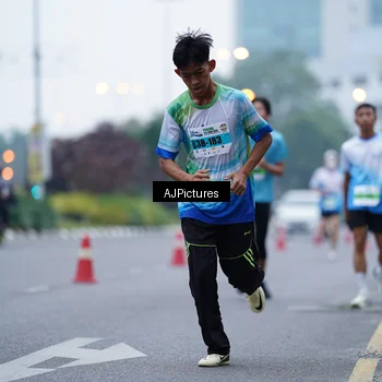 Runner Photo 7338511