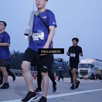 Runner Photo 7338512
