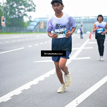 Runner Photo 7338535
