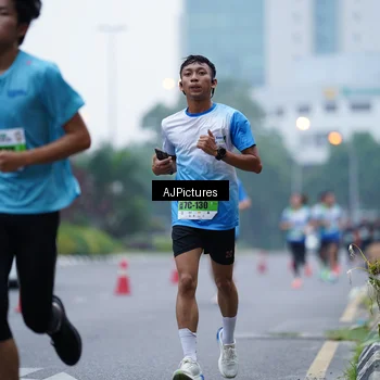 Runner Photo 7338538