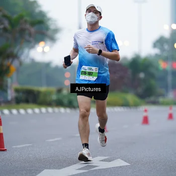 Runner Photo 7338541