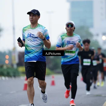 Runner Photo 7338595