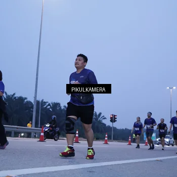 Runner Photo 7338604