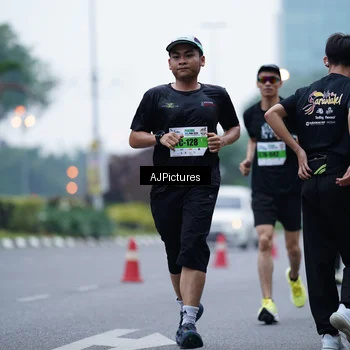 Runner Photo 7338605