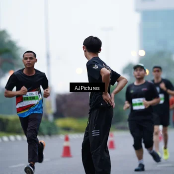 Runner Photo 7338606