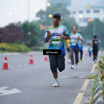 Runner Photo 7338637