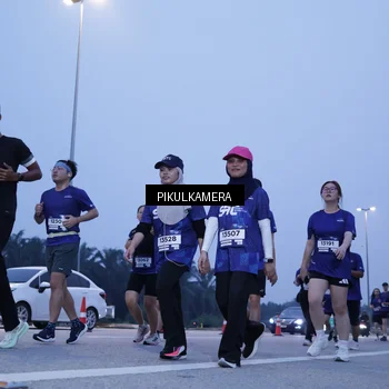 Runner Photo 7338667