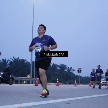 Runner Photo 7338669