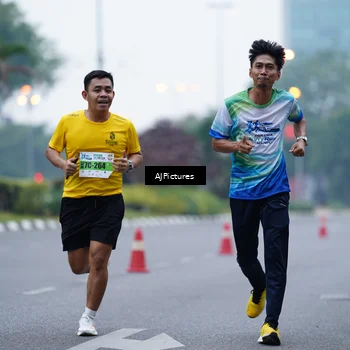 Runner Photo 7338677