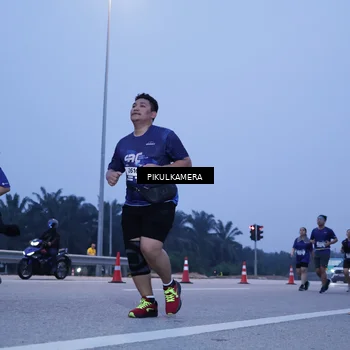 Runner Photo 7338679