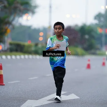 Runner Photo 7338696