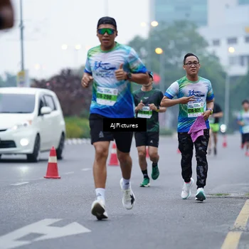 Runner Photo 7338716