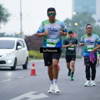 Runner Photo 7338722