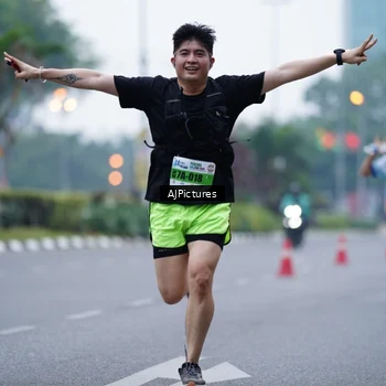 Runner Photo 7338748