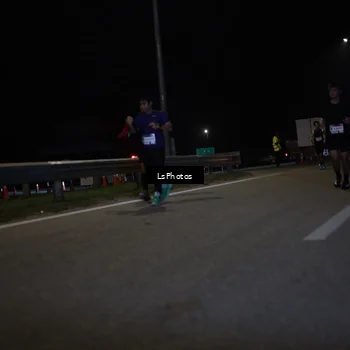 Runner Photo 7338757