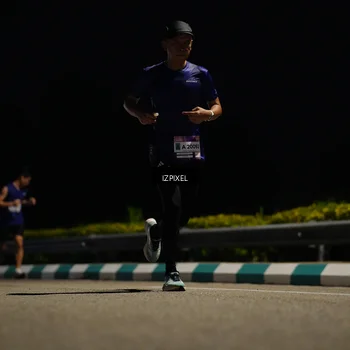 Runner Photo 7338760