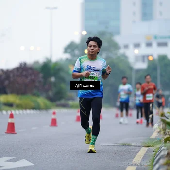 Runner Photo 7338800