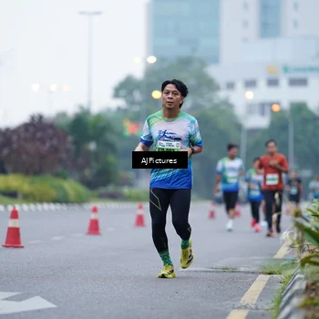 Runner Photo 7338801
