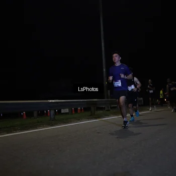 Runner Photo 7338811