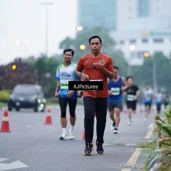 Runner Photo 7338815