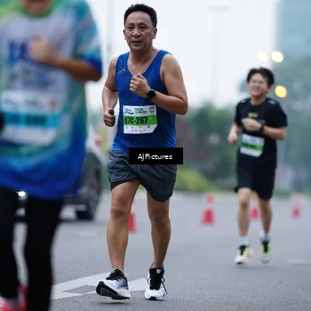 Runner Photo 7338831
