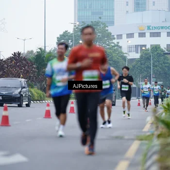 Runner Photo 7338835